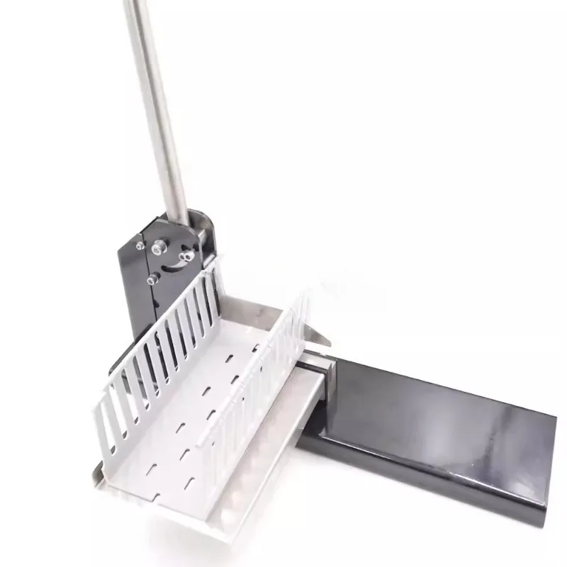 

Line Trunking Cutter Max 100mm Wide Band Trunk Cutter Trunking Shear WT-3