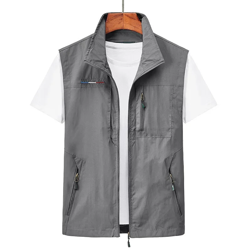 Vest Men Spring Autumn Multi-Pocket Cargo Vests Zip Cardigan Outdoor Casual Fishing Photography Quick-drying Waistcoat Big Size