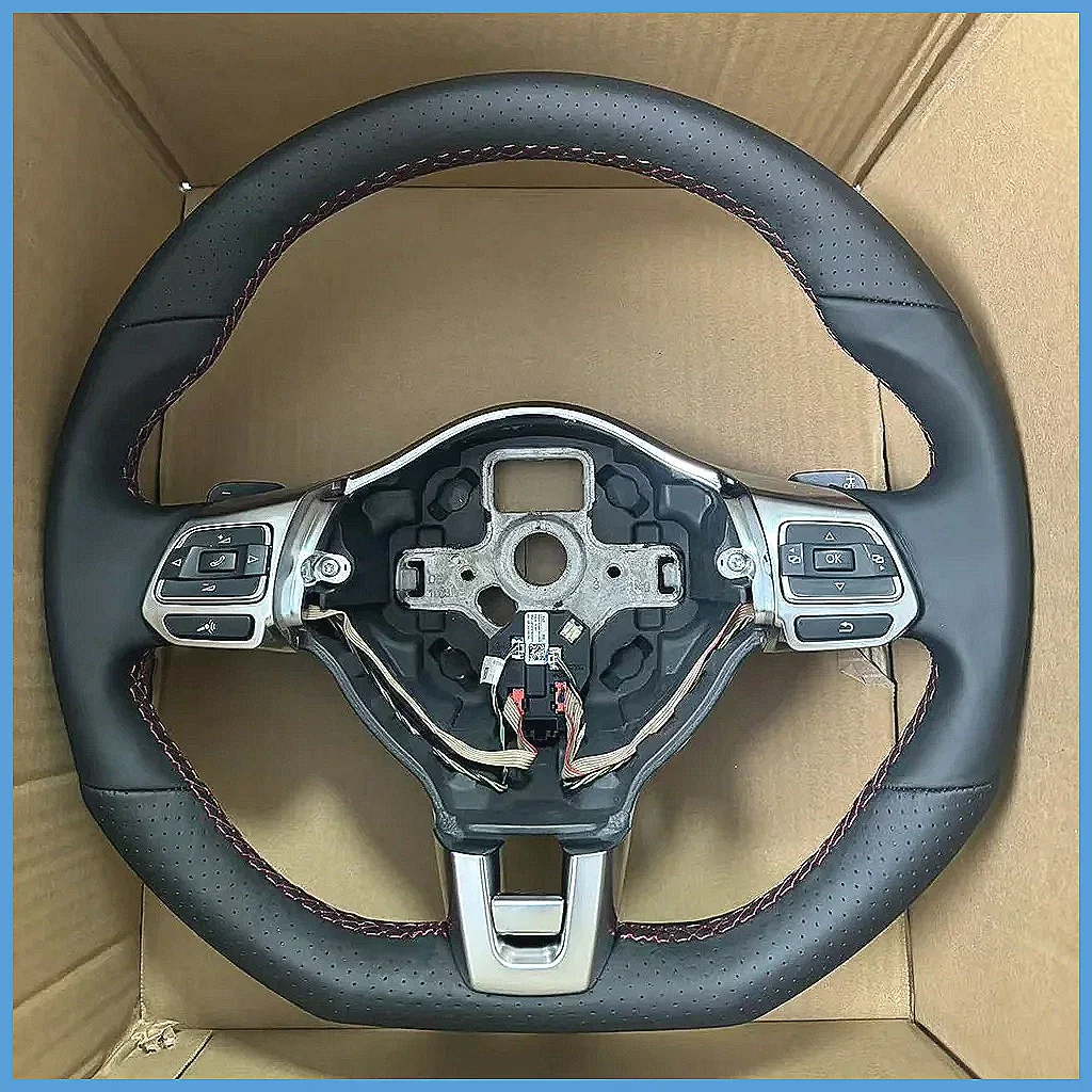 

Многофункциональный руль с кнопками