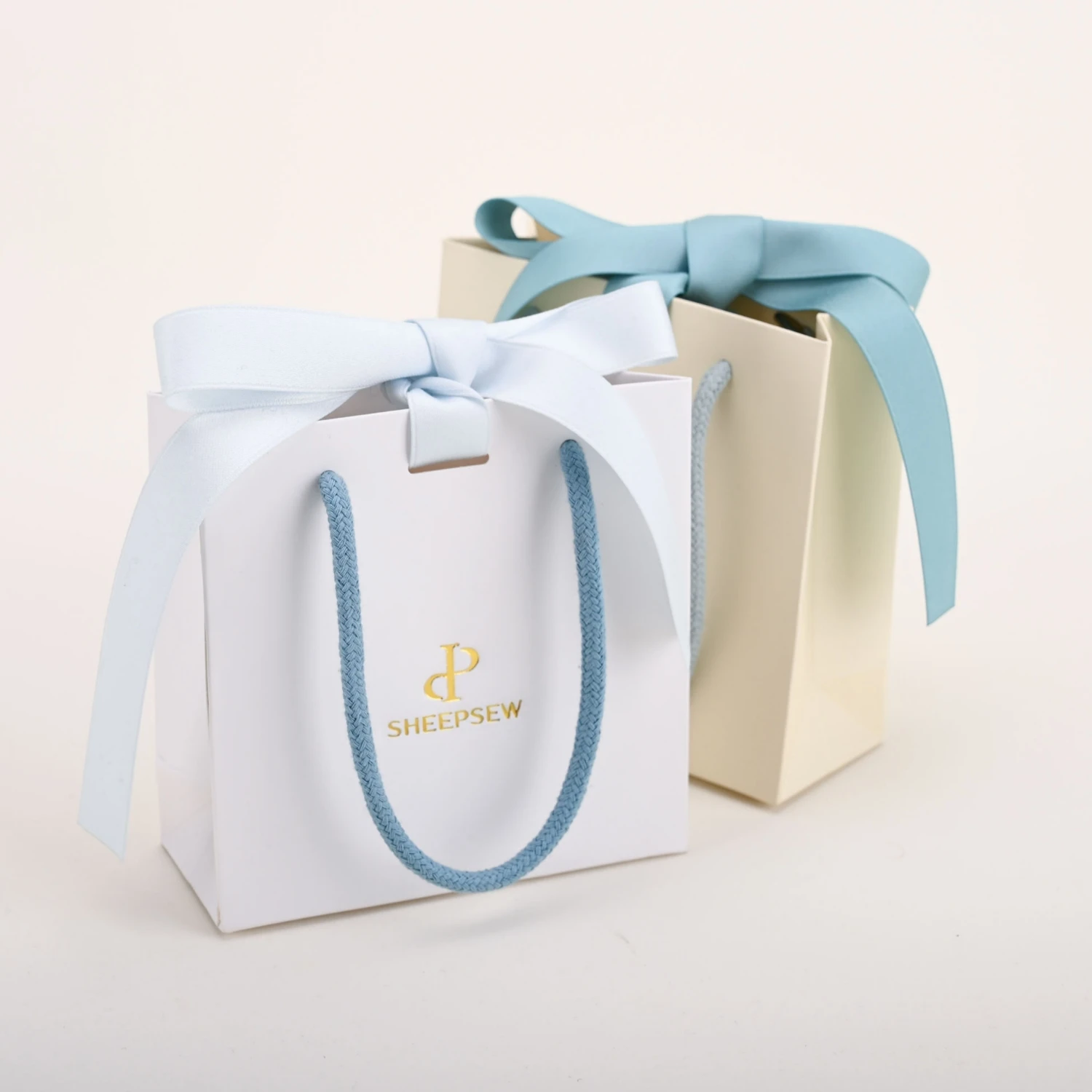 

20 шт., хит продаж, индивидуальный логотип, экологически чистый, пригодный для вторичной переработки, пылезащитный ювелирный ожерелье, серьги, коробка для колец, посылка, роскошный подарок для хранения, па