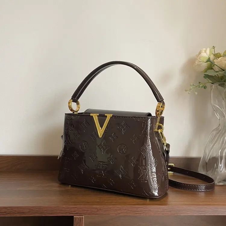 

2026 New Patent Leather Bucket Bag, Large Capacity Work Tote, Luxury Shoulder Crossbody Bag for Women Daily Commute
