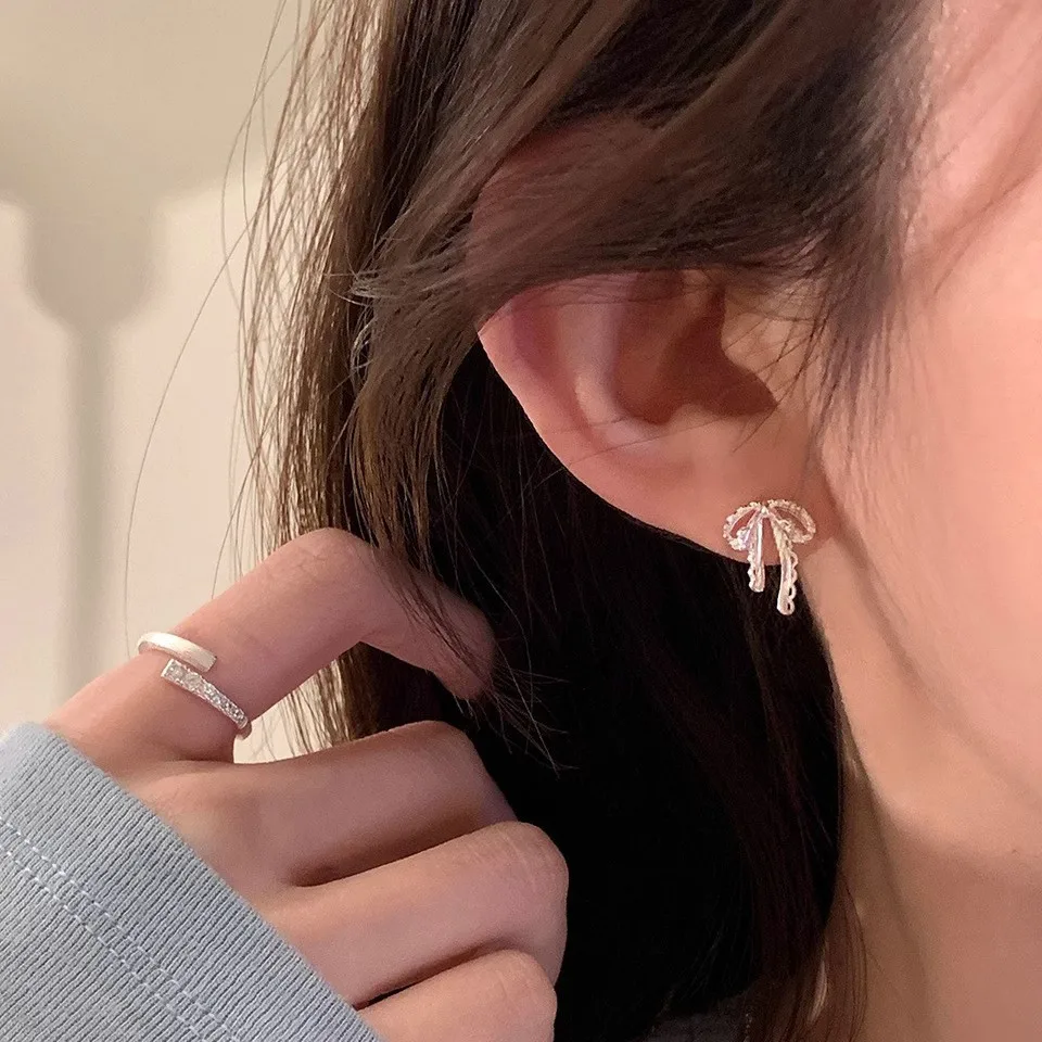 Bow Stud Earrings Ballet Sweet Minimalist Versatile Lightweight Gold Tone Small Dainty Classic Jewelry Women Daily