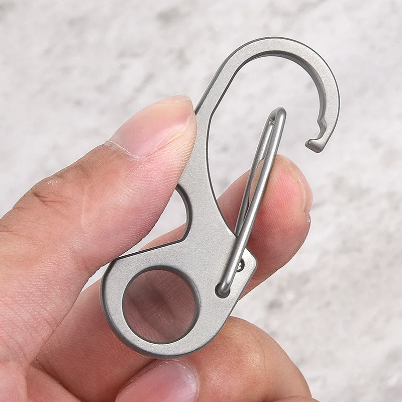 

Multi-function Bottle Opener Leather Buckle Titanium Alloy Keychain Outdoor Tool Edc Couple Portable Small Tools