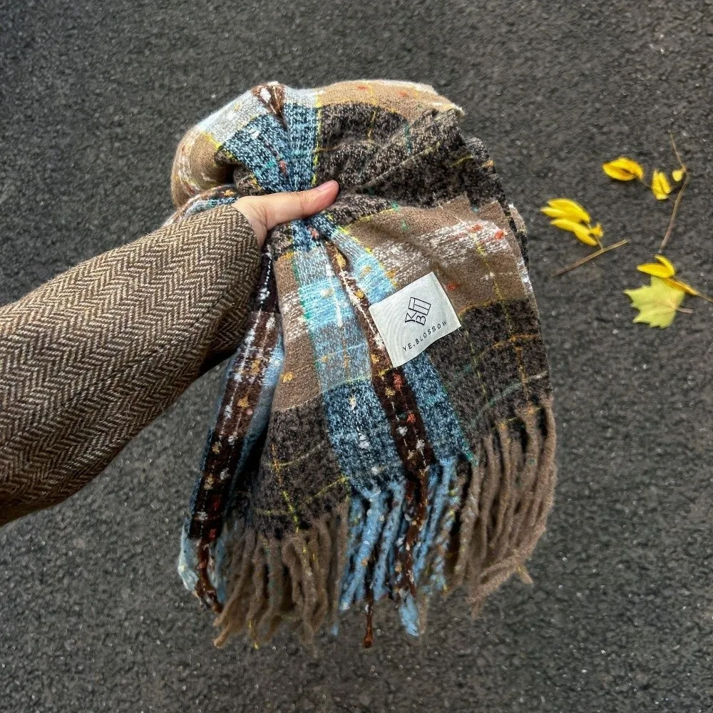 Classic Warm Plaid Faux Cashmere Scarf 200cm x 63cm Oversized Fall Winter Tassel Scarf Versatile Shawl Wrap Outdoor Use