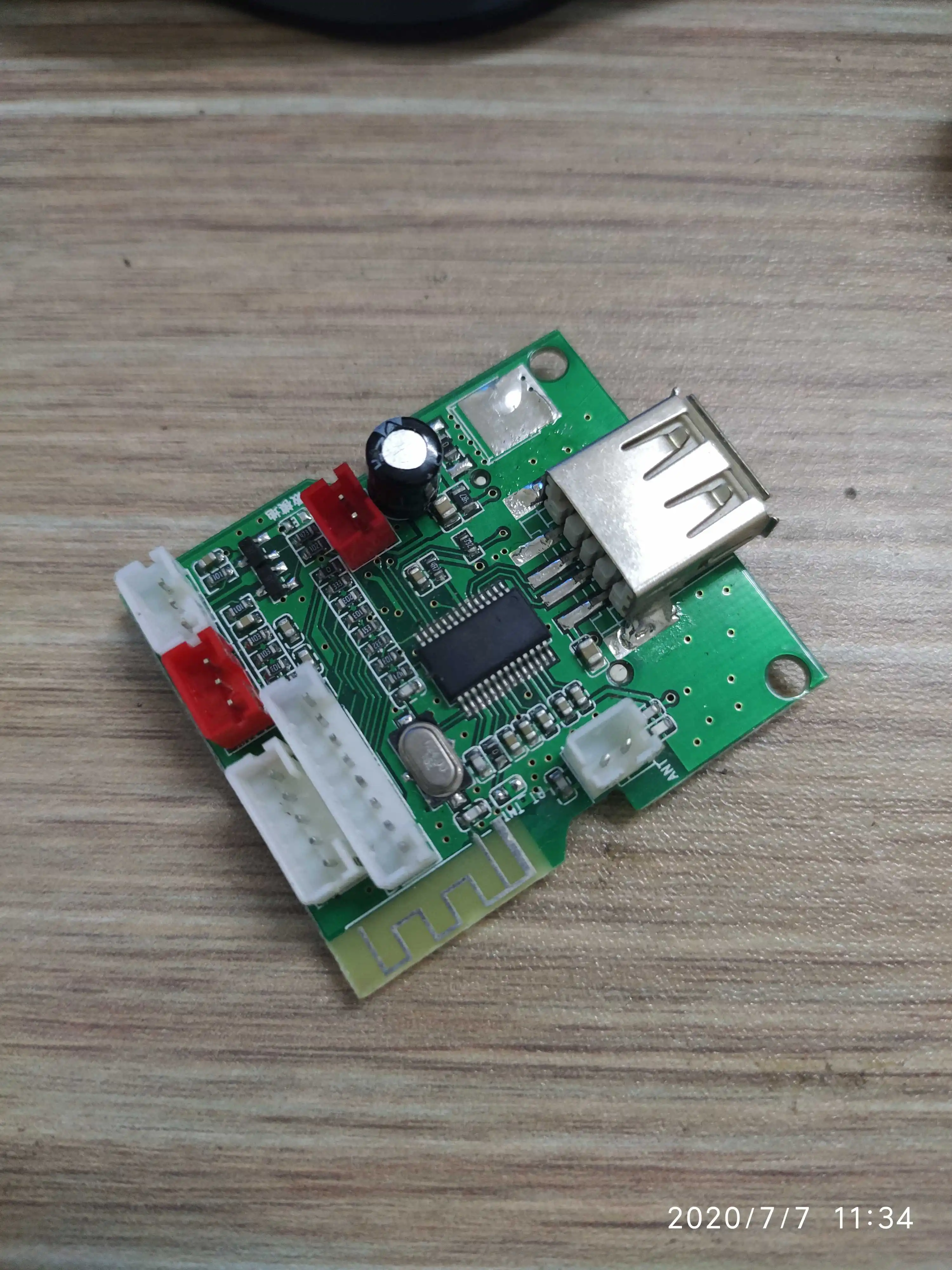 

Y-3088a Wireless Bluetooth Decoder 5V Universal Decoder Board Width 4cm