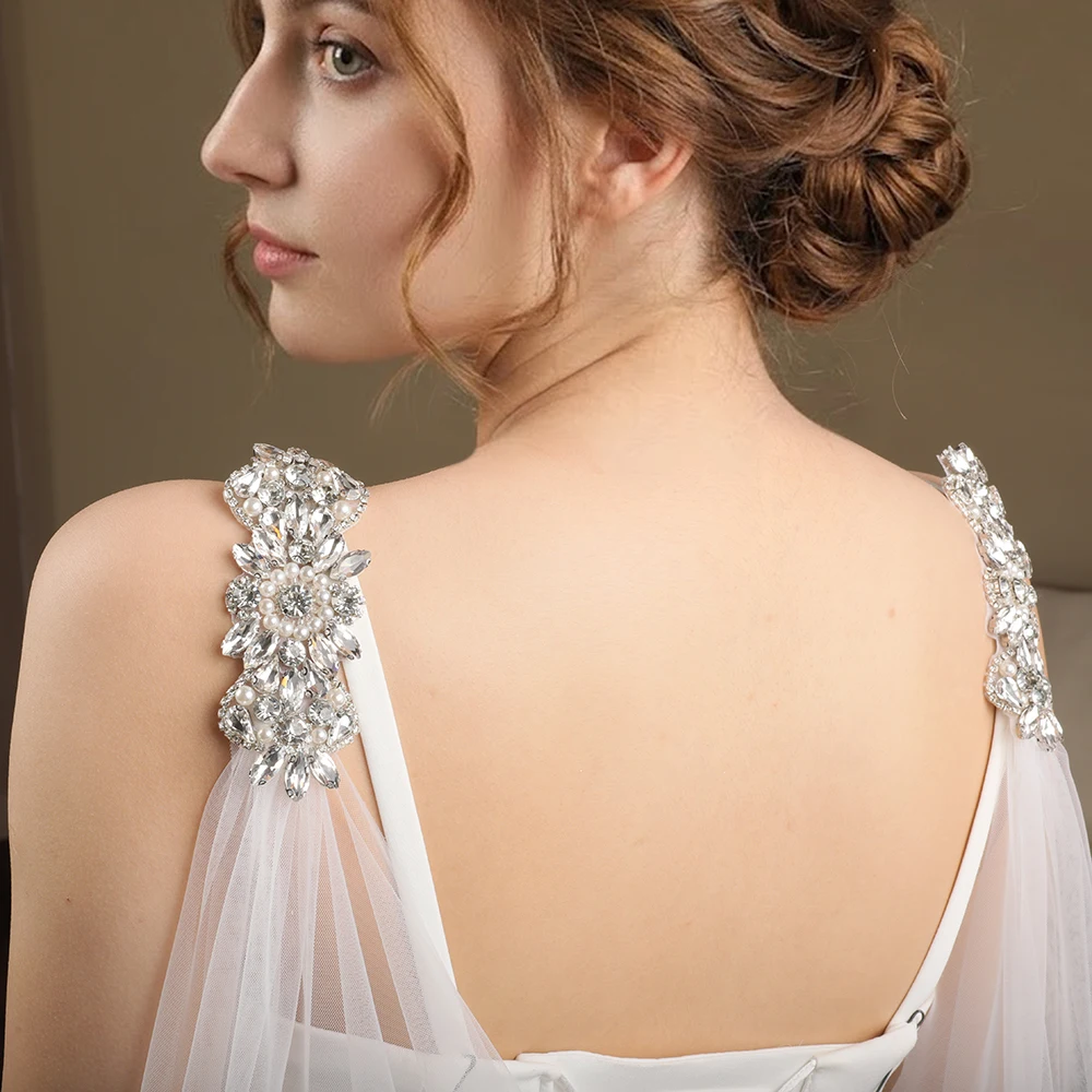 

rhinestone trailing cathedral shoulder decoration tulle flowy soft bridal wedding shawl photography bridal accessory VPG36