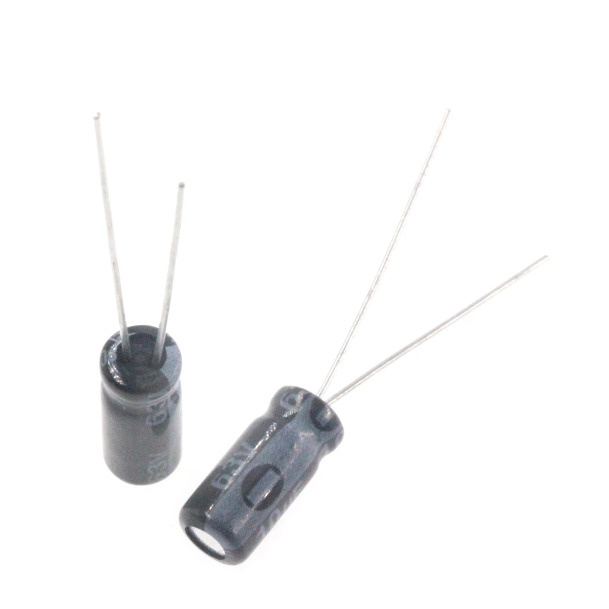 

50pcs 10uF 63V 10MFD 63Volt Aluminum Electrolytic Capacitor 5*11mm Radial 10mf63v 10uf63v 63v10mf 63v10uf