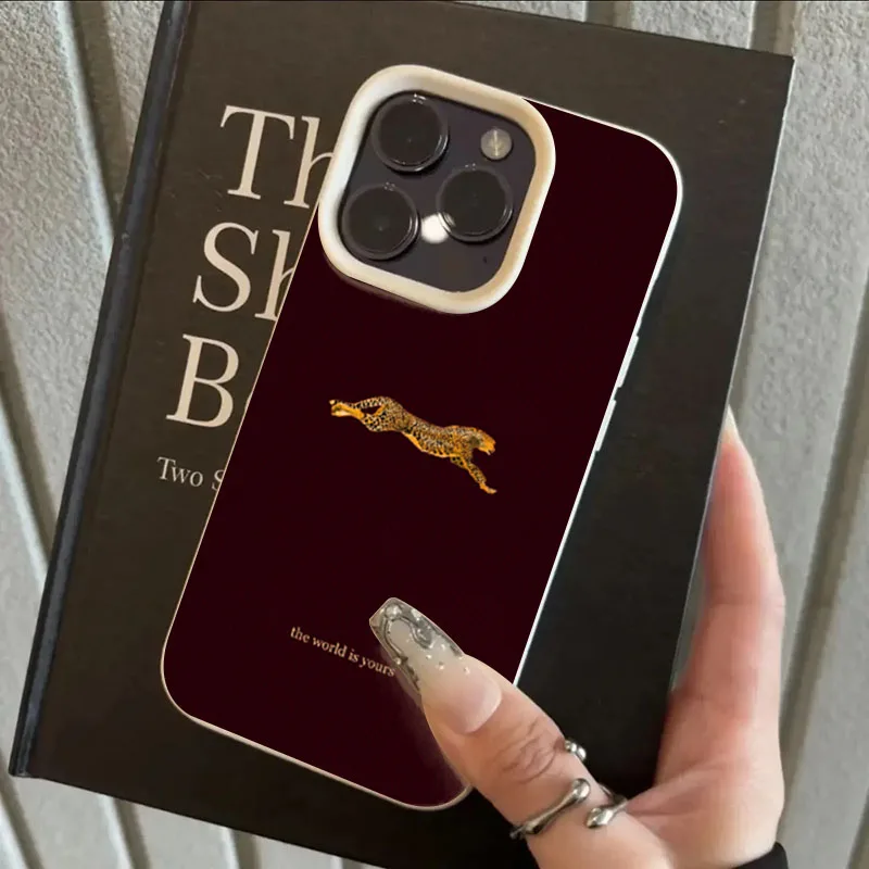 Minimalist Leopard Running Pattern Phone Case For IPhone 17 Pro 16 15 14 Plus 13 12 11 Pro Max 17Air XR XS Max Trendy Soft Cover_voghion.com