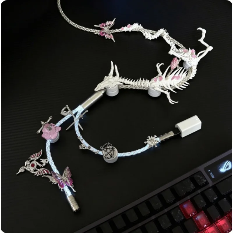 Customized Mechanical Keyboard Cable Butterfly Metal Pendant Glowing Braided Pilot USB-C Cable Game Table Aesthetic Decoration