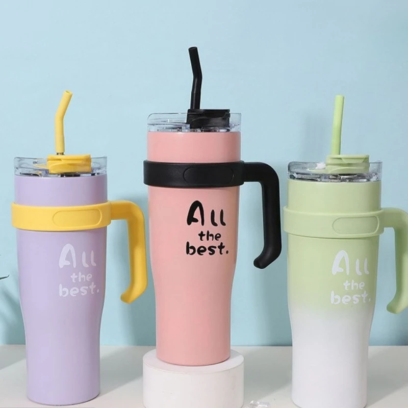 Taza de paja XXL 2025 | 850 ml de gran capacidad | Aislamiento de acero 304 | Diseño de manija de coche | Regalo deportivo de Navidad | Esencial de ciclismo