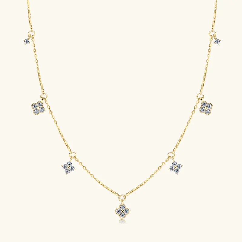 IOGOU 2mm Round VVS1 Moissanite Clover Necklace for Women 925 Sterling Silver Charm Choker Engagement Wedding Jewelry Adjustable