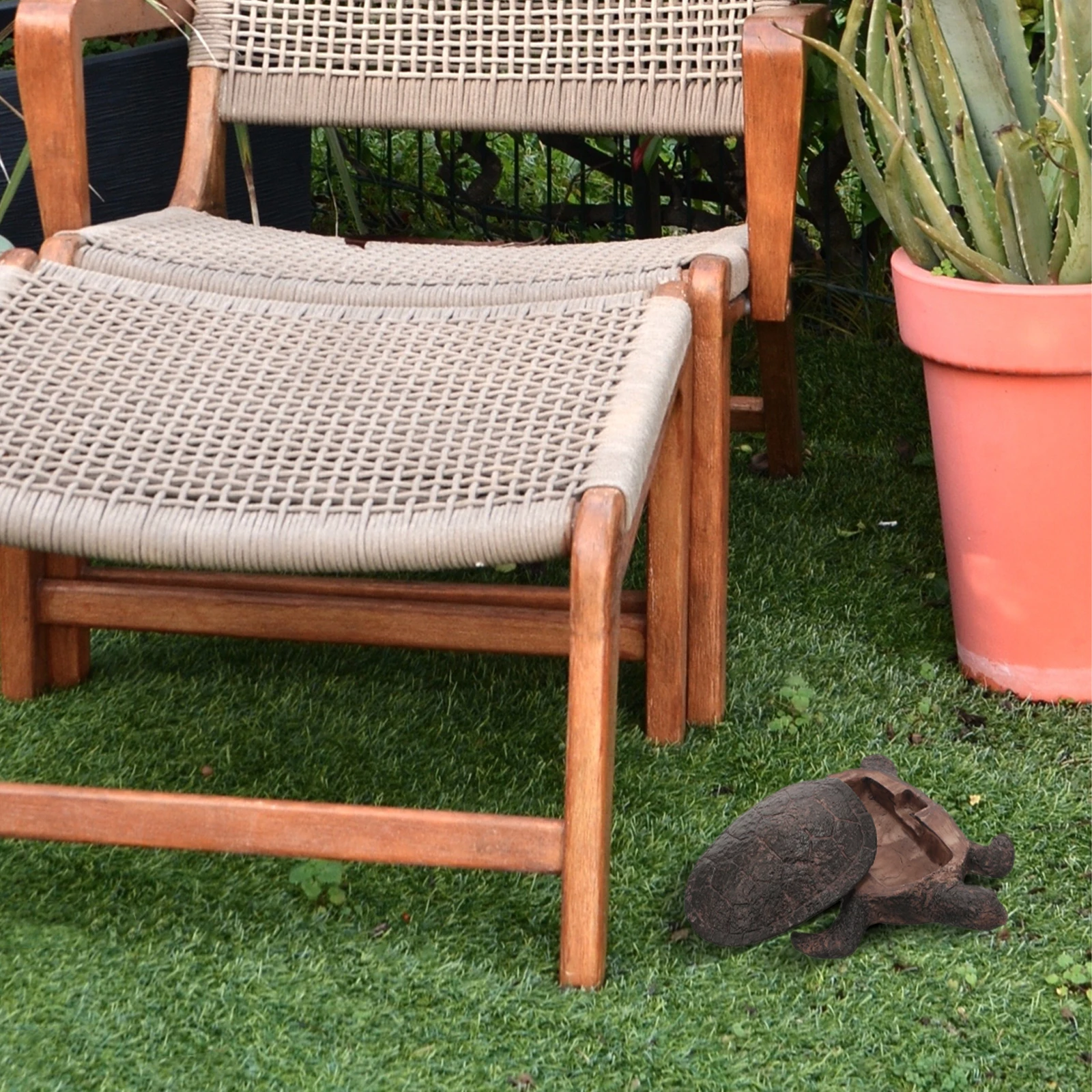 

Stone Key Box Lifelike Resin Outdoor Garden Key Hider Storage Container House Saver Statue Sculpture Yard Decorative