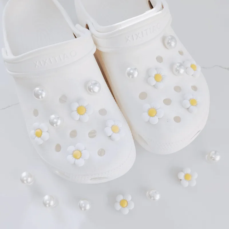 14PCS Mode Schuh Charms Set Zubehör Loch Schuh Schnalle Kleine Gänseblümchen Perle DIY für Bogg Taschen Schuhe Dekorationen