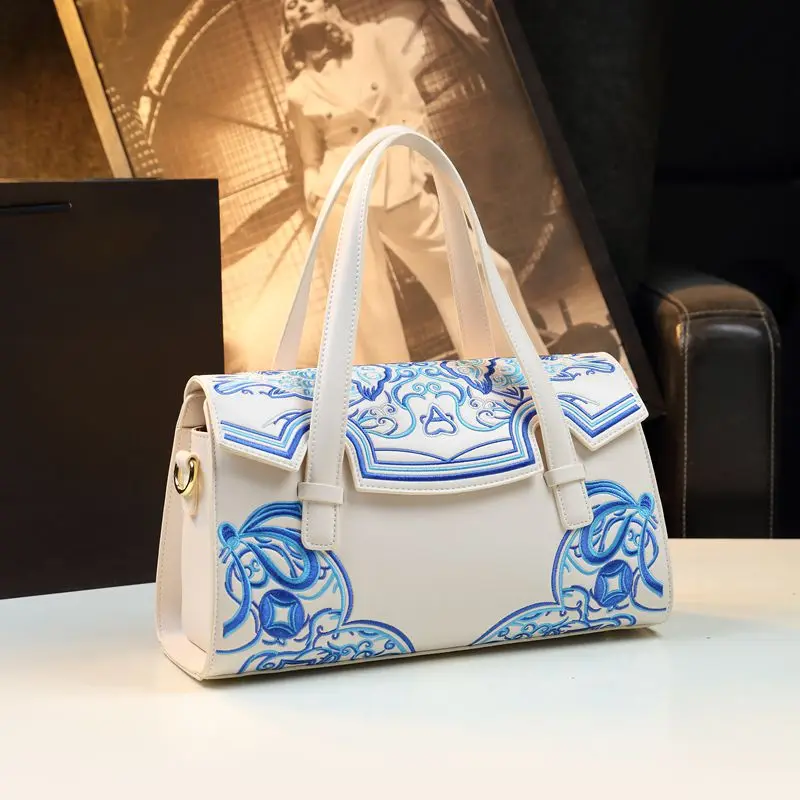 2024 New Genuine Leather Fashion Women\'s Bag New Chinese Style Embroidery Handbags Light Luxury Shoulder Messenger Boston Bags