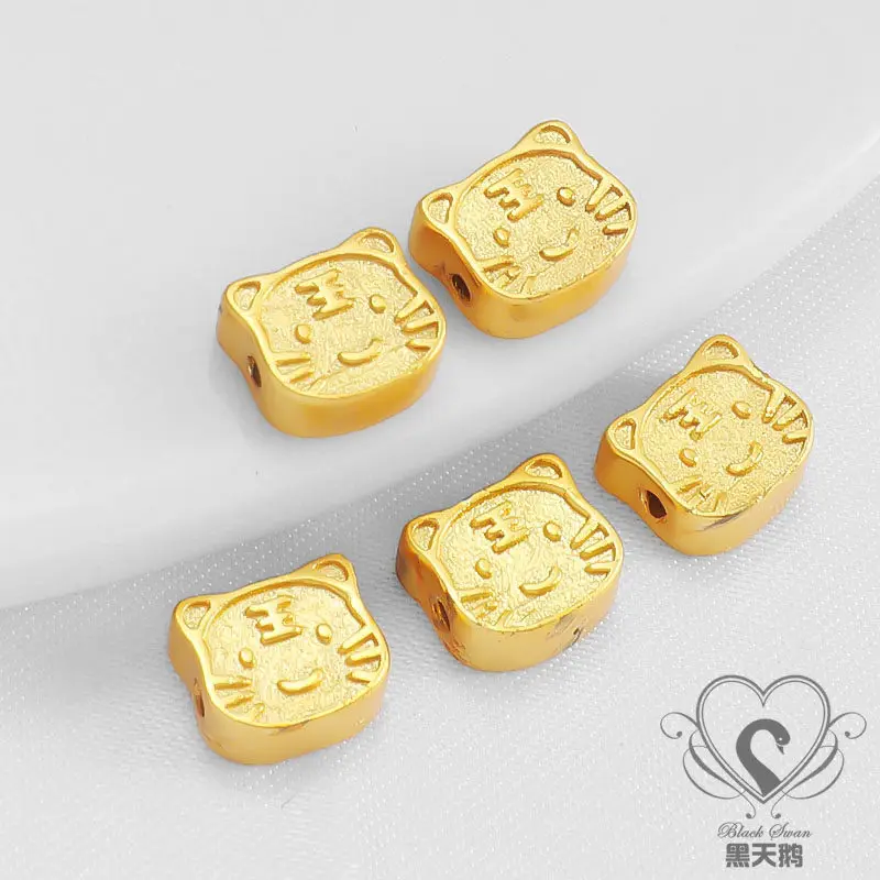 18K Gold Plated Matte Sandblasted Double Sided Tiger Pendant Tag For DIY Bracelet Necklace Earring Jewelry Findings