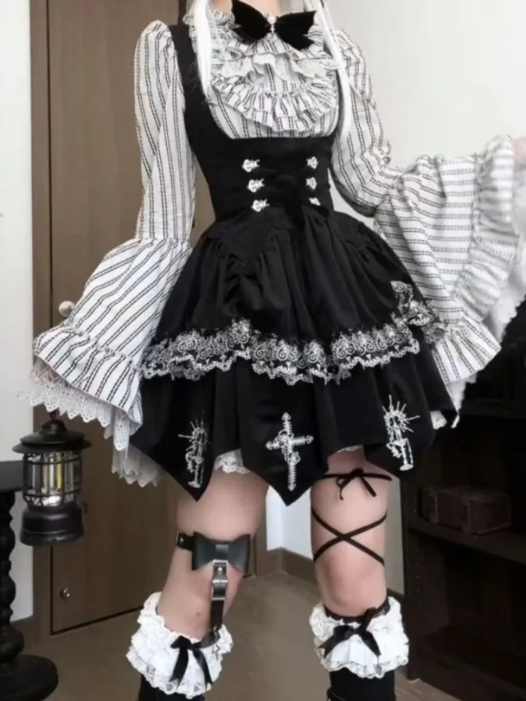 

Японский готический винтажный комплект из 2 предметов, женская блузка в полоску с милым бантом + тонкое мини-платье Y2k, зимние элегантные модные комплекты платьев