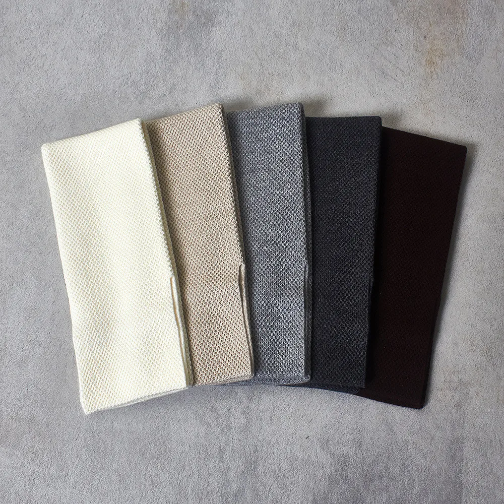 

Women's Winter New Commuter Waffle Solid Color 100% Cashmere Warm Knitted Thick Neck Scar