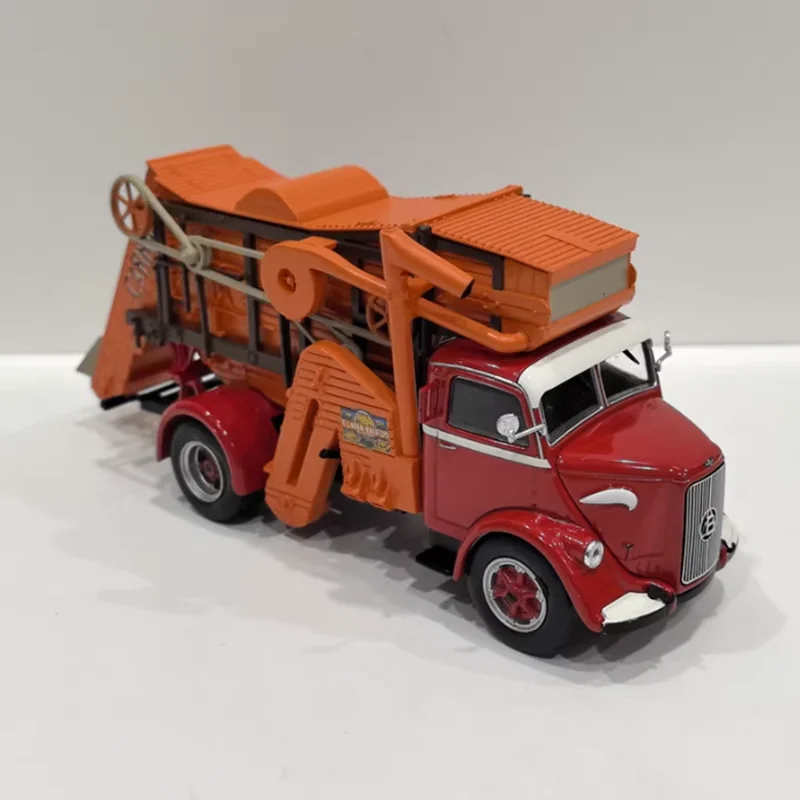 IXO 1/43 مقياس بيانكي سيفيس كارا سبيكة محاكاة نموذج سيارة مجموعة ثابتة زينت هدايا العيد اللعب هدية تذكارية