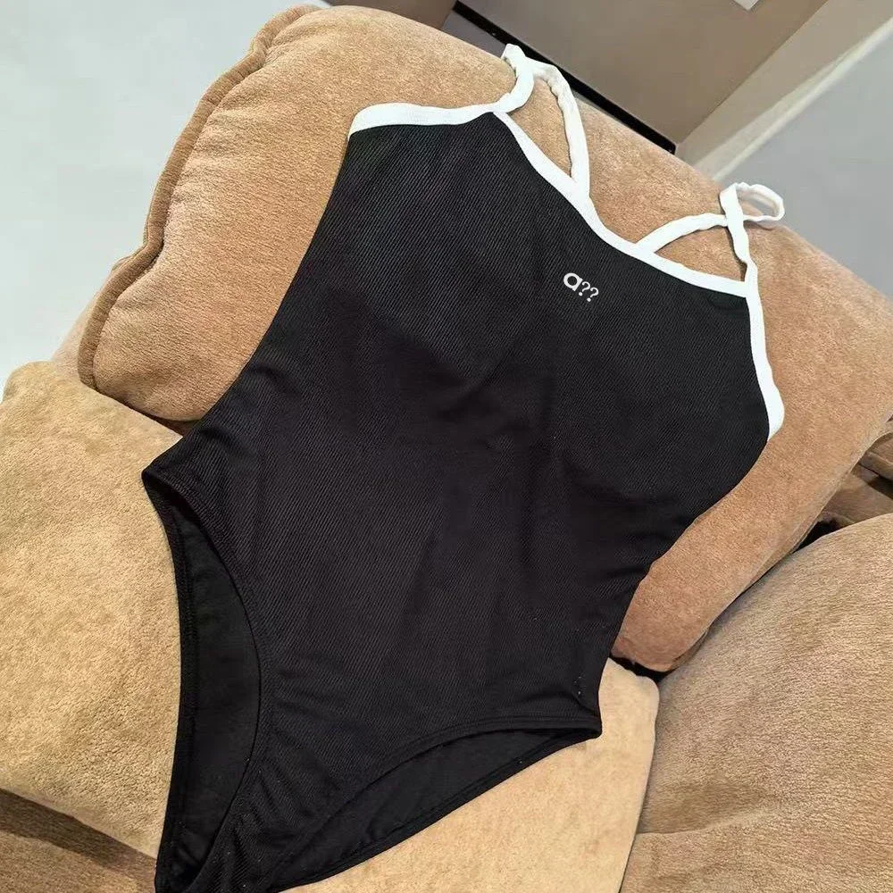one-piece-swimsuit-women-conservative-sexy-vacation-beach-surfing-casual-fashionable-summer-new