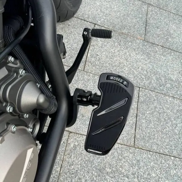 For VOGE CU530, the accessory is designed to enlarge the foot pedal and provide anti-slip and non-destructive installation.