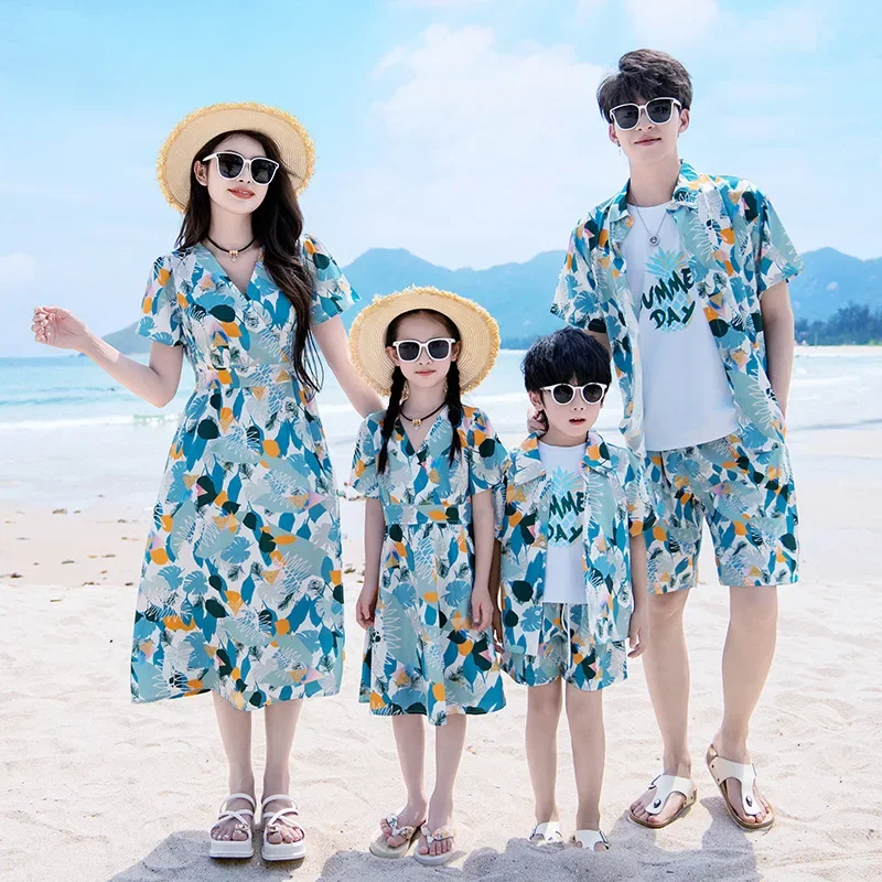 Vacation Area Couple Look Family Matching Beach Clothes Holiday Parent-child Clothing Mom Daughter Dresses Dad Son Outfits Sets