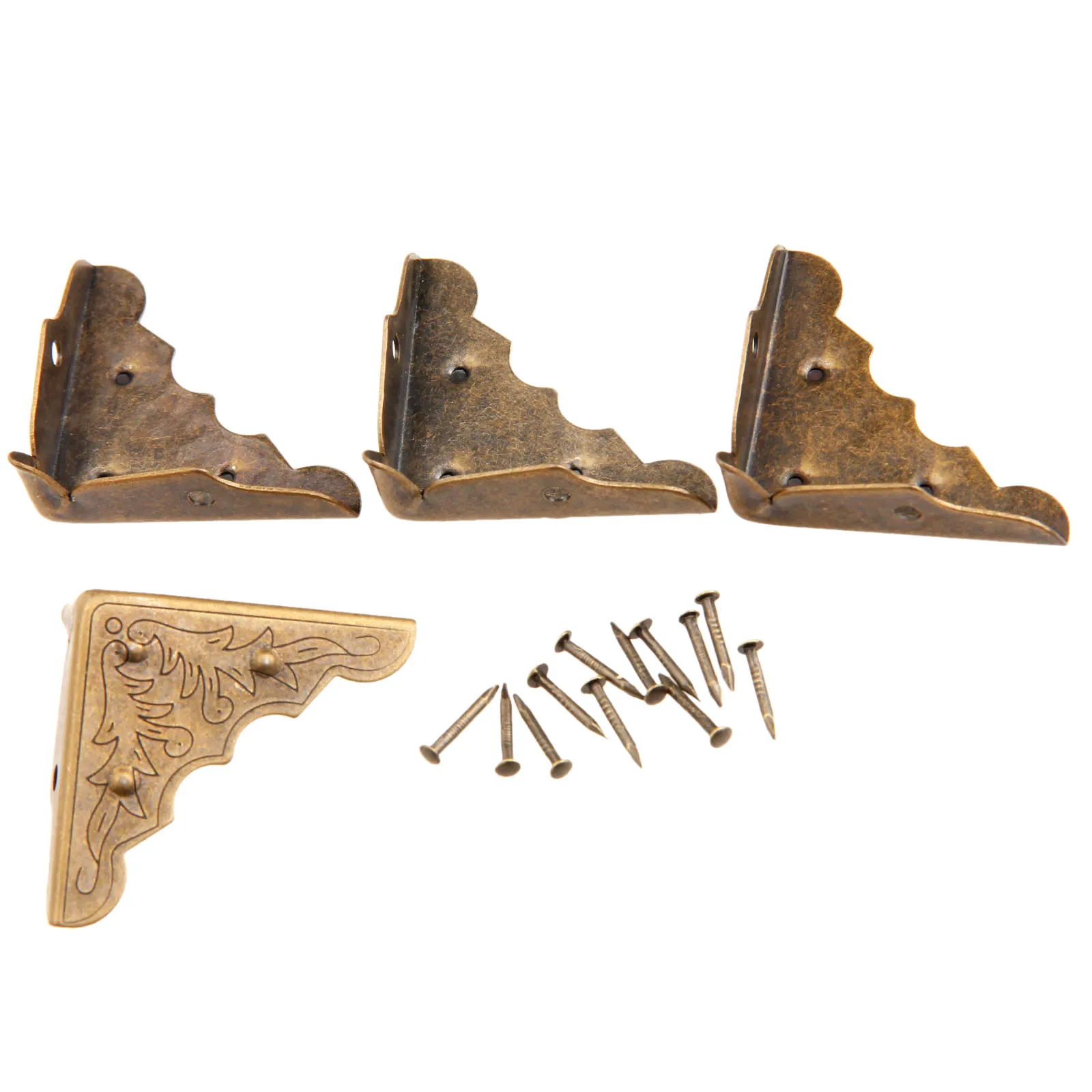 24 Pezzi Protezioni Angolari In Ferro Vintage | Copriangoli Decorativi Intagliati Per Mobili, Scrivanie E Cassetti | Applicazioni Fai Da Te In Stile Antico (Bronzo 40x40mm)