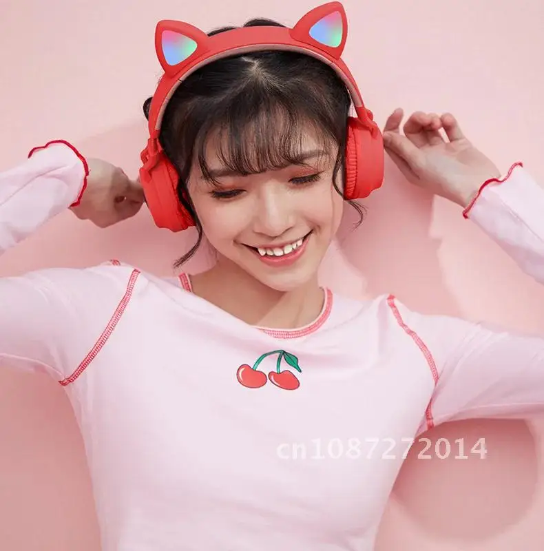 Drahtlose rote Katze Ohr Headset Geräusch unterdrückung Bass Kinder Mädchen Fone de Ouvido Unterstützung TF Karte Casco mit Mikrofon Einhorn Armband Geschenk