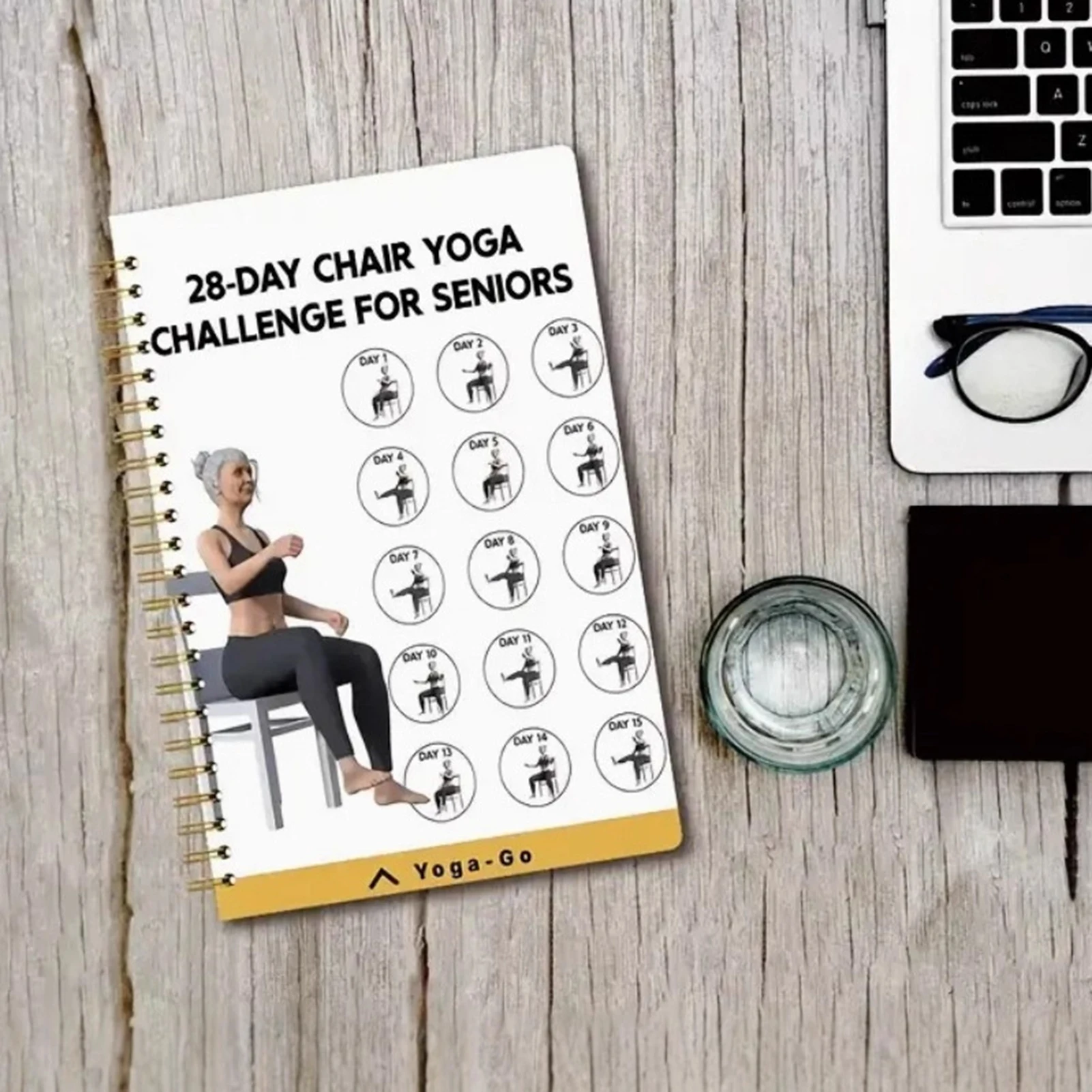 دفتر تحدي اليوغا لمدة 28 يومًا مع خطة تمرين للمبتدئين في المنزل والمكتب واللياقة البدنية وفقدان الوزن