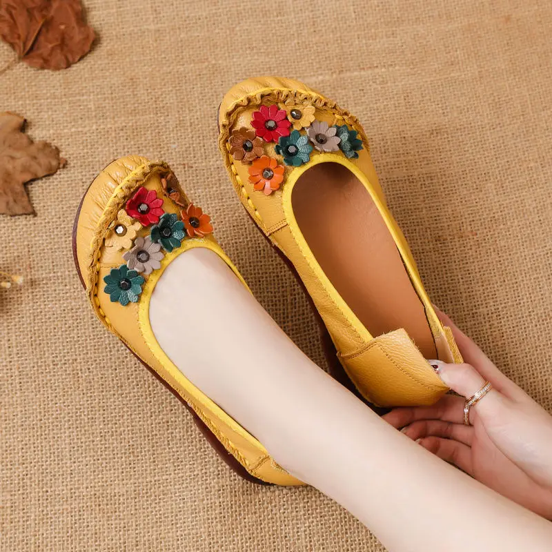 Primavera nuovo arrivo in pelle da donna mocassino ballerine da donna mocassini fiore femminile piatto scarpe quotidiane donna flattie slip on scarpe