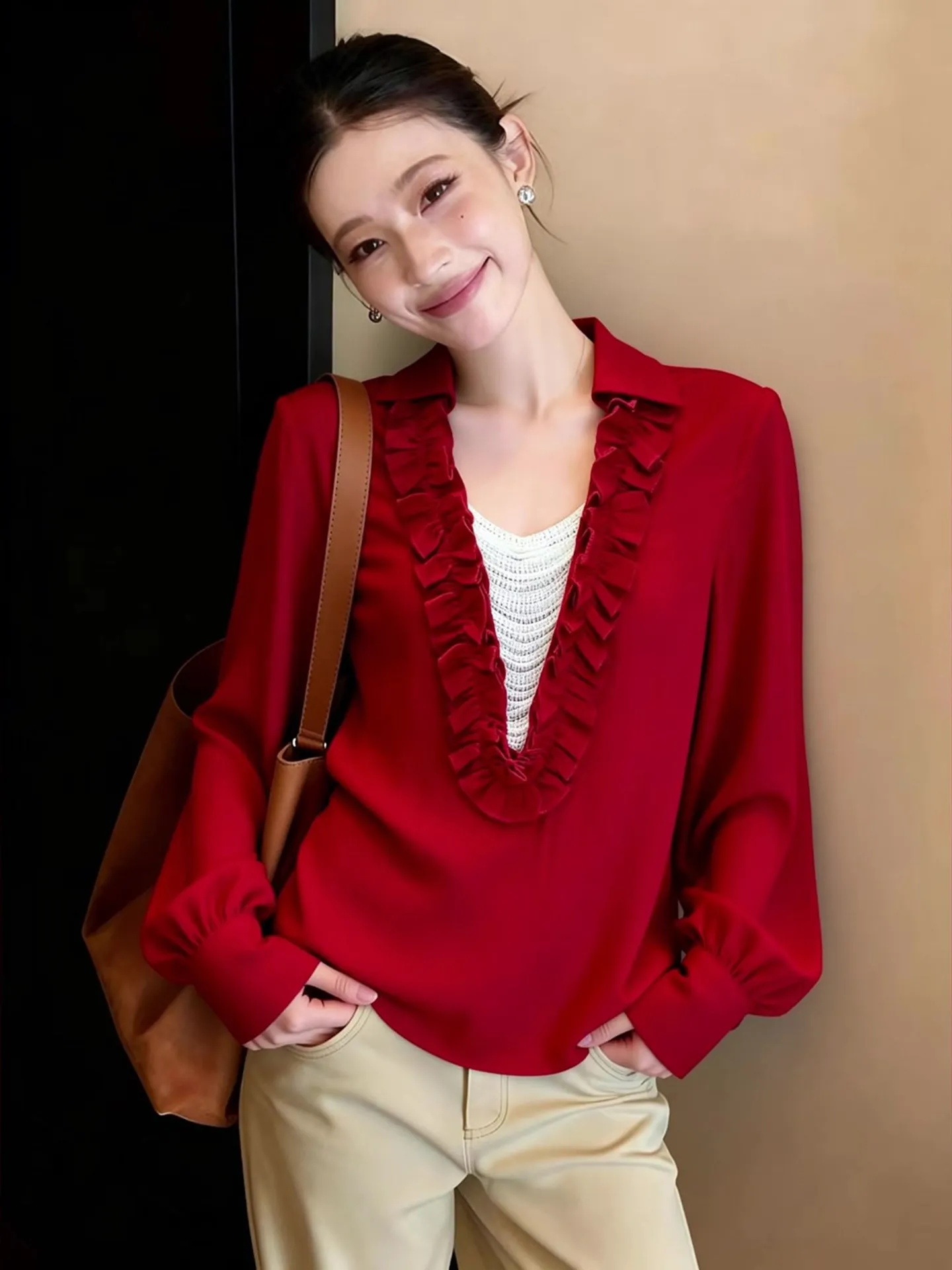

Red V-Neck Long Sleeve Shirt Women's Fashionable Slimming Versatile Winter New Design Unique Wood Grain Commute Style La...