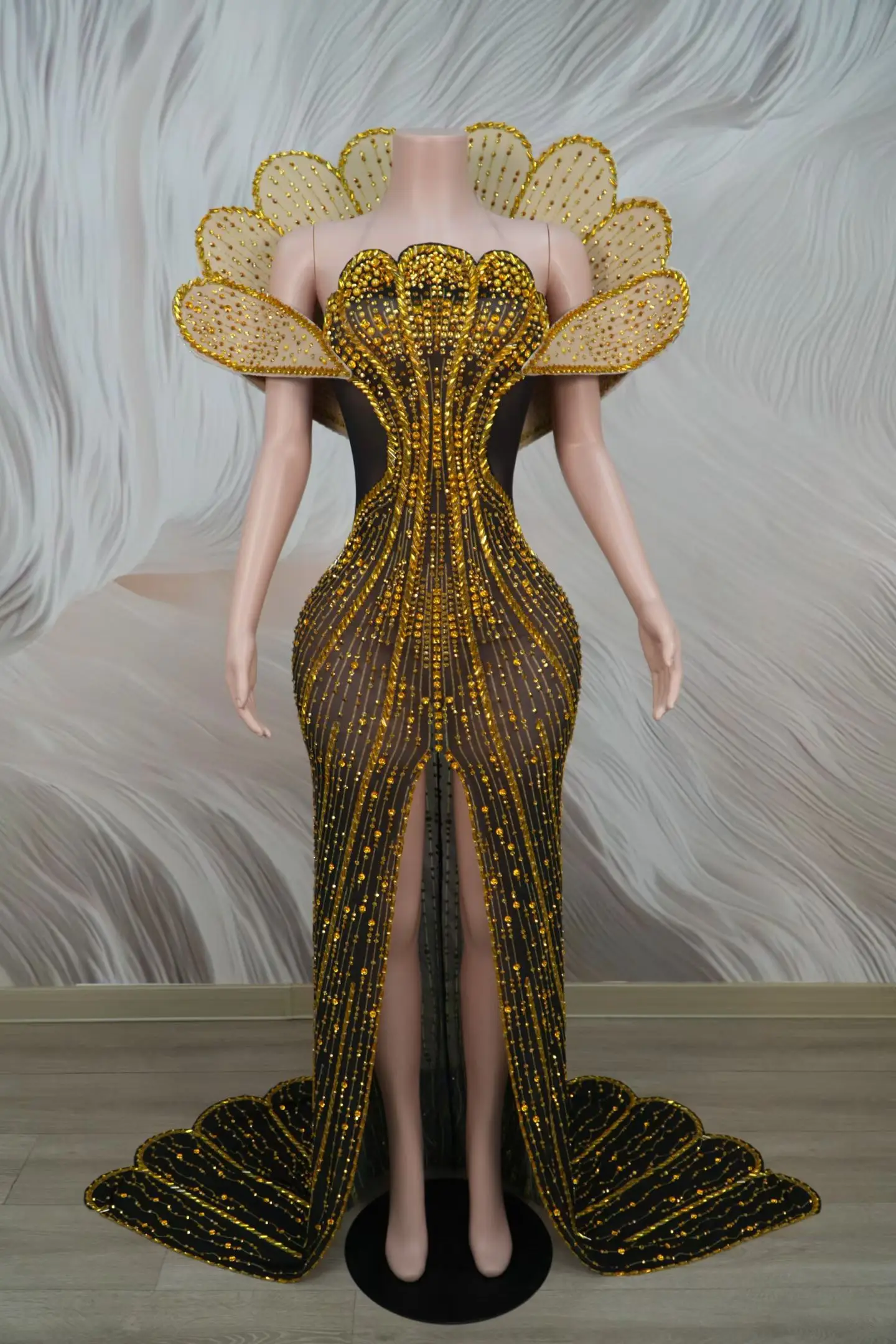 

Роскошное вечернее платье Heijialun для женщин, Дубай, с золотыми стразами, прозрачной сеткой и шлейфом, длинное платье для свадьбы, дня рождения, коктейльное платье