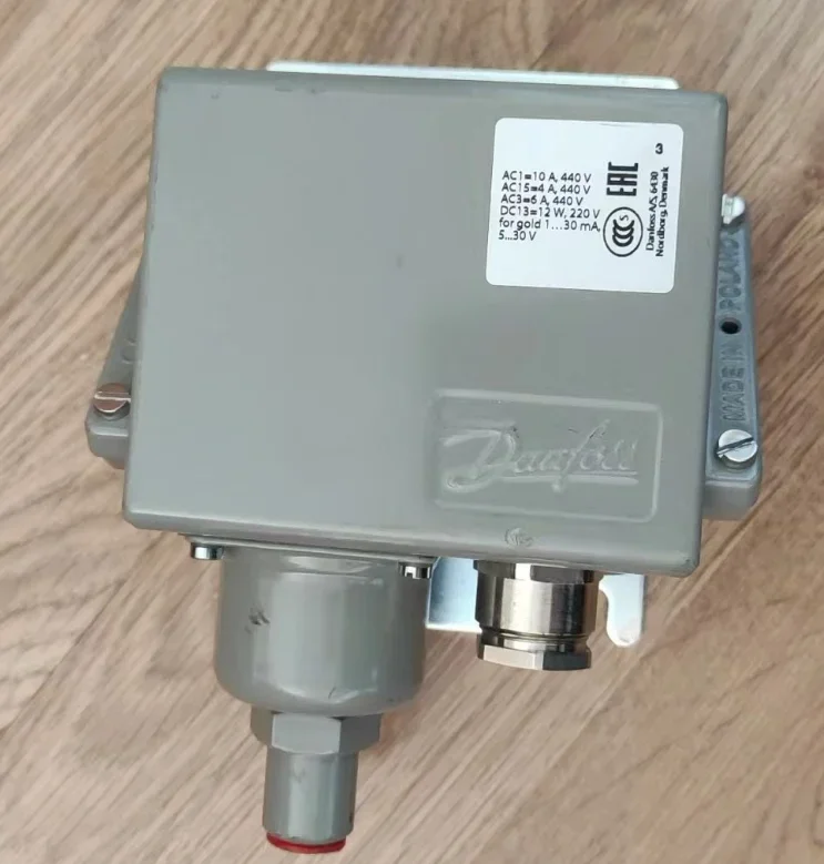 ل KPS 33 060-3104 مفتاح الضغط 1 قطعة #2