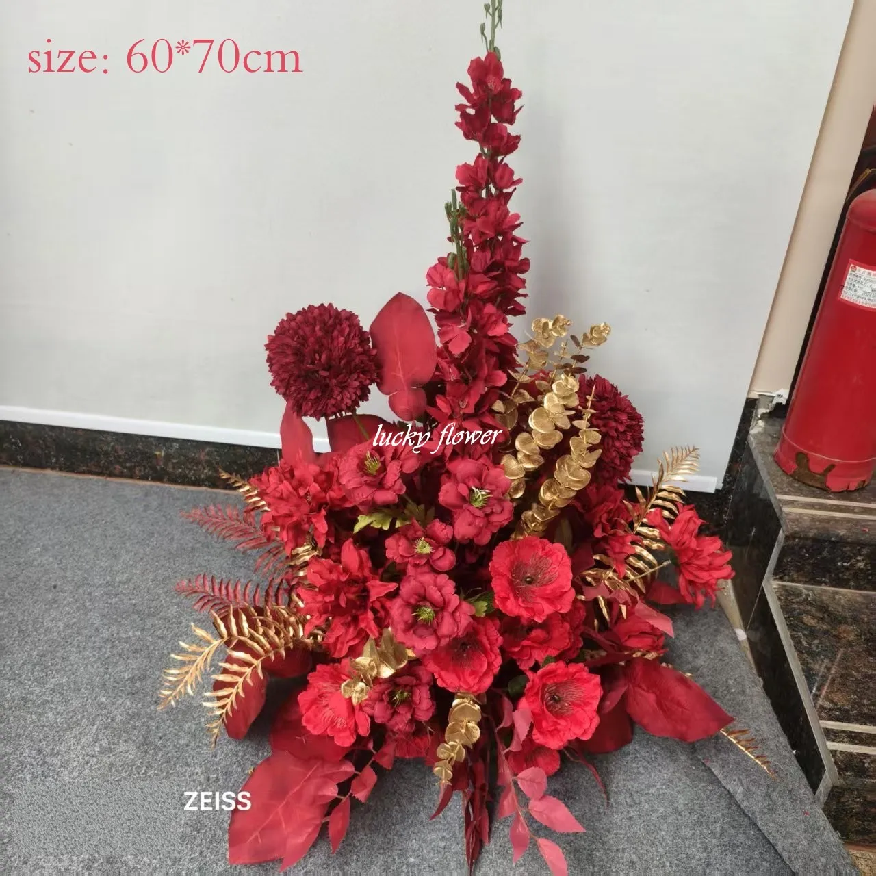

Gold Leaves Red Rose Artificial Flower Row Wedding Decoration Long Runner Floral Backdrop Arrangement Road Lead Flower Ball