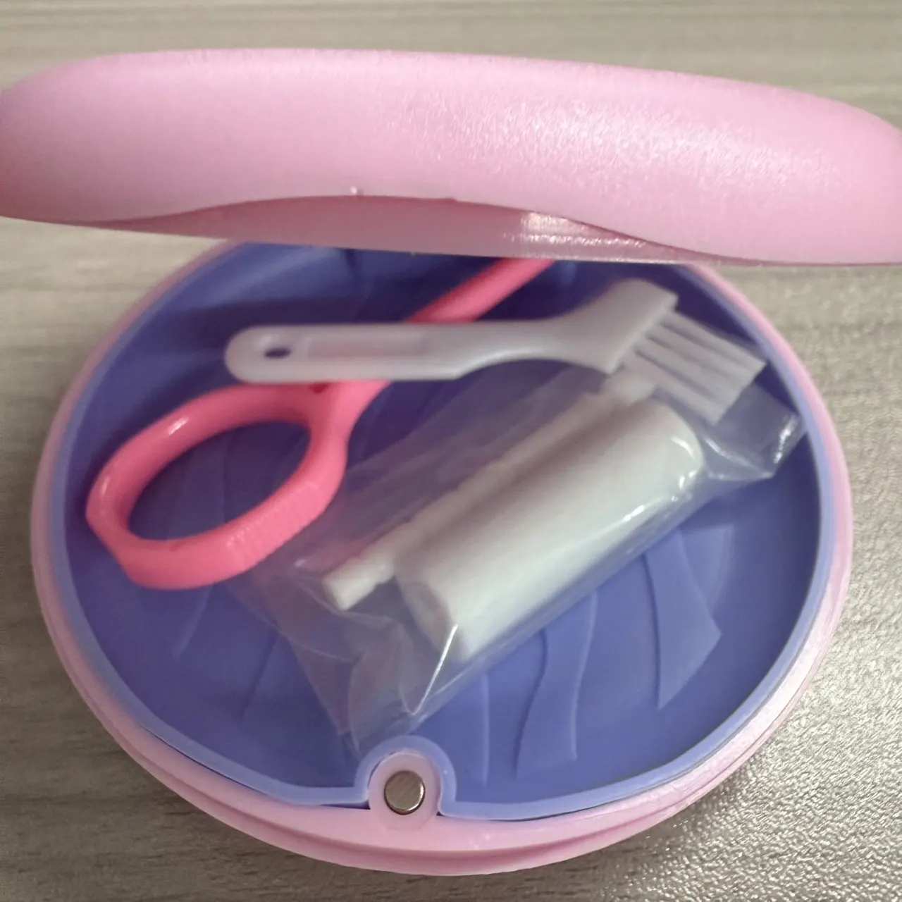 

1Set Dental Retainer Storage Plastic Box With Mirror and Retainer Remover Set