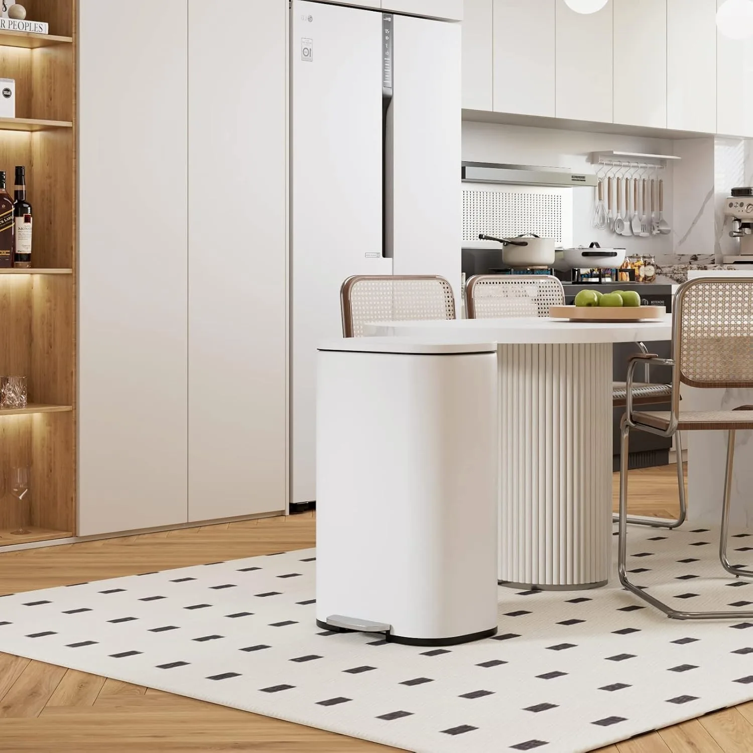 Trash Can, Stainless Steel Garbage Can with Silent Lid, Durable Pedal & Inner Bucket, Pedal Garbage Bin for Kitchen Inside