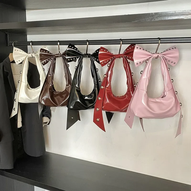 

2025 Women's Vintage Studded Bow Bag - Cute PU Leather Crossbody Purse, Retro Sweet Shoulder Bag for Girls.