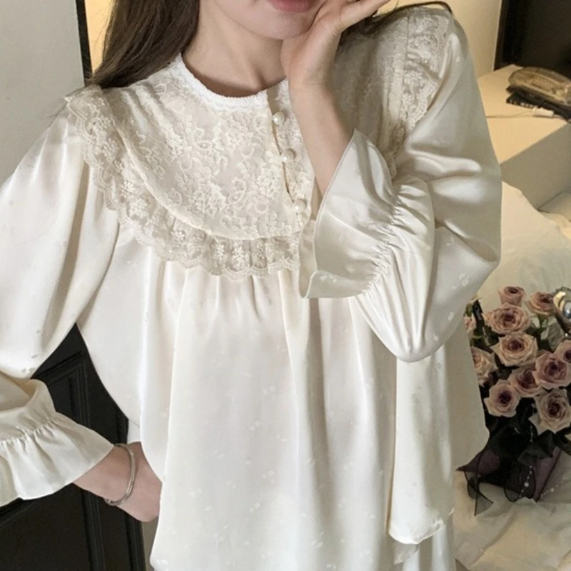 

Новинка 2025: Весенне-осенний комплект женской домашней одежды из имитации шелка — пижама с длинными рукавами и брюками, из ледяного шелка, французский стиль, с кружевом