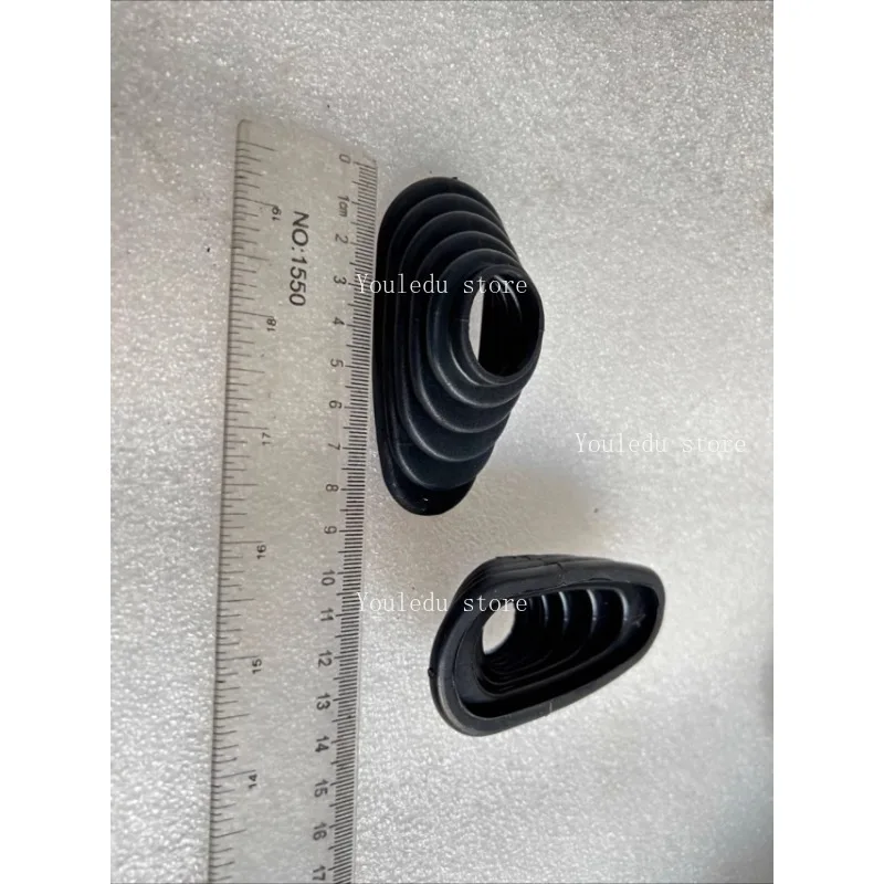 Suitable for 8FD/G10~ 35 Forklift Parts, Gear Shift Dust Cover 57455-26600-71