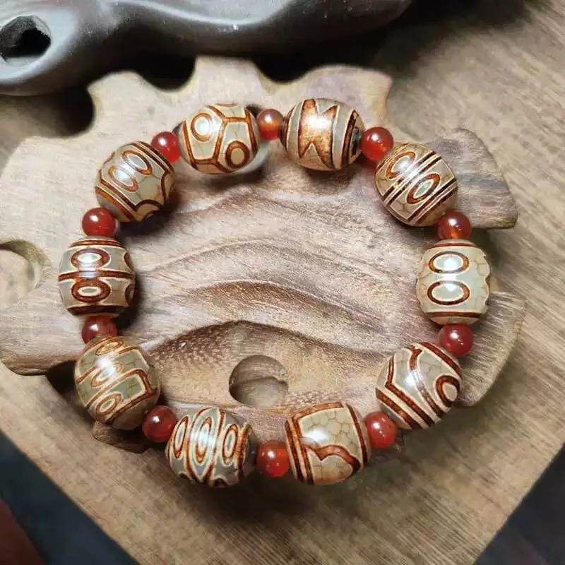 

Новый браслет из бусин Дзи «Агат Девять глаз» 23456678 с семейной фотографией и символом Дуобао.