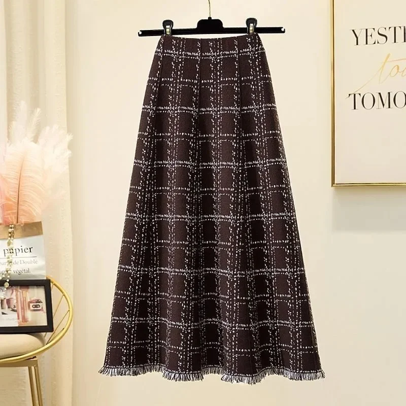 Autumn Winter Ladies Leisure Knitted Skirt Female Fashion Tassels Maxi Skirt Korean Women High Waist Lattice Long Skirts   ﻿