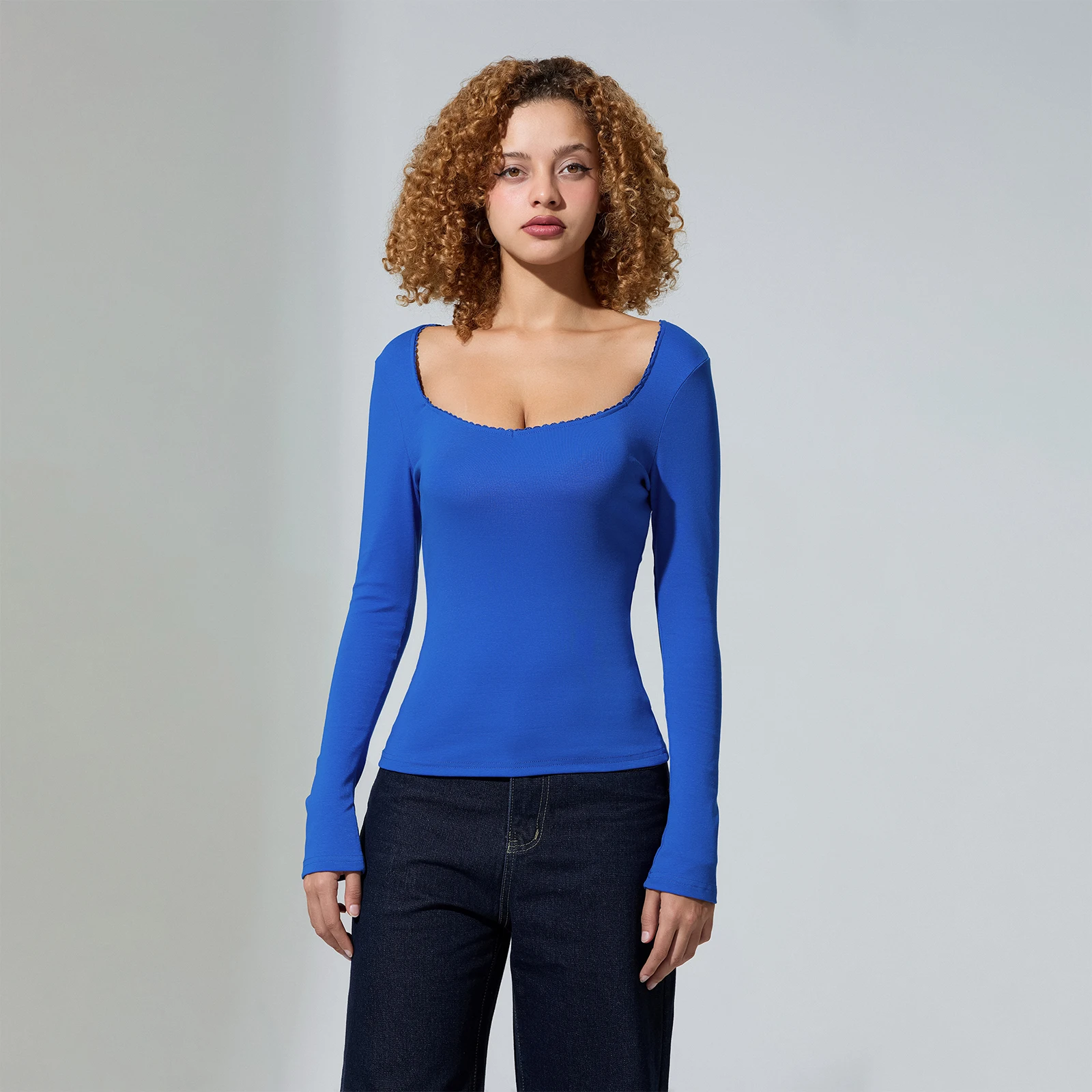 

Women Solid Color T-shirt Long Sleeve Low-cut Slim Fit Ladies Spring Fall Basic Tops Streetwear