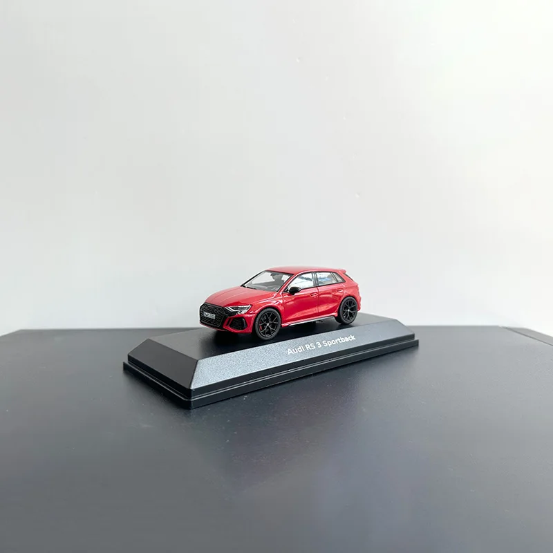 

1:43 Scale RS3 Sportback Alloy Car Model Collection Ornaments