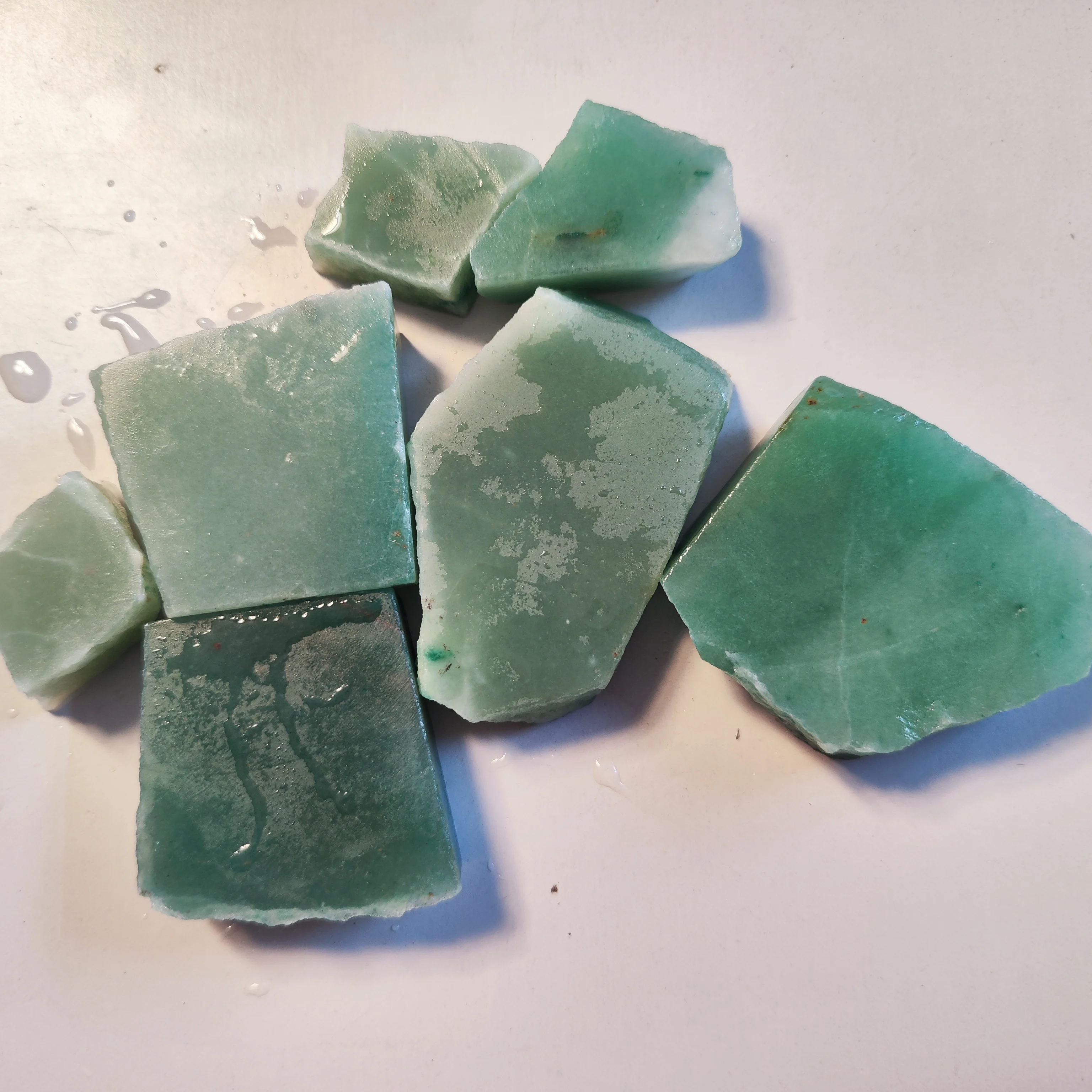 Natural Lucky Stones Green Aventurine Quartz Jade Stone  Mineral Specimens Home Decoration Stone Mineral Energy Healing