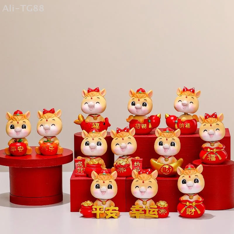 2026 لطيف سنة الحصان زخرفة الحصان العام التميمة دمية زودياك الحصان DIY بها بنفسك سطح المكتب الديكور سيارة زخرفة السنة الجديدة هدية