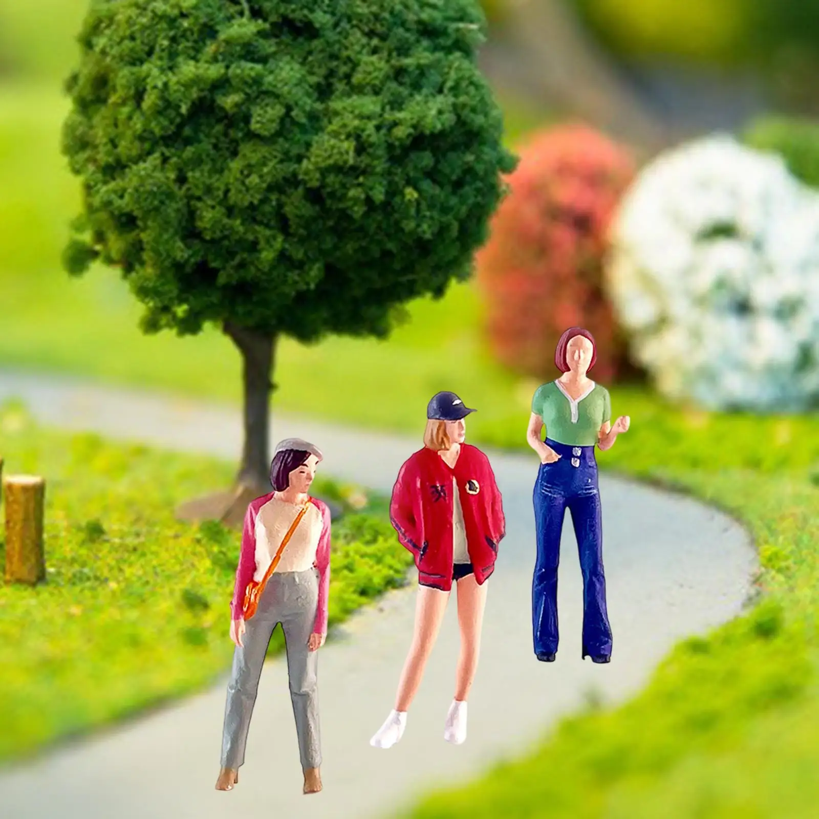 3 Stück 1:64 Diorama-Frauenfiguren, Menschenmodelle für Puppenhausdekorationen