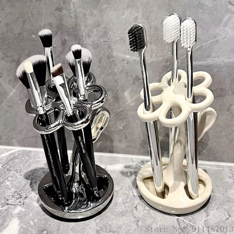 Flower Shape Toothbrush Holder, Home Bathroom Toilet Toiletries Makeup Brush Base Storage Rack, Ceramic Silver, Cream Color, 1Pc