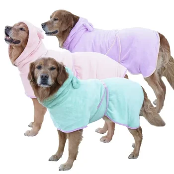 Quick-Dry Dog Bathrobe 1