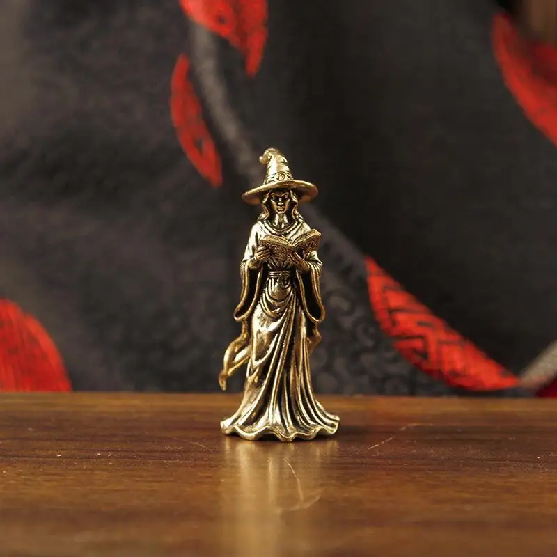[S]Brass Magic Witch Figurines Miniatures Desktop Ornaments Retro Metal Models Small Statue Home Decorations Crafts Accessories