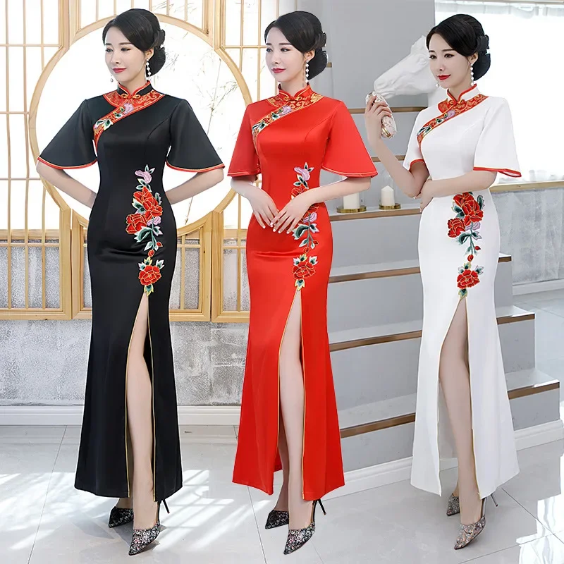 

Red Applique Cheongsam 2025 New Banquet Stage Performance Dress Large Cheongsam Qipao