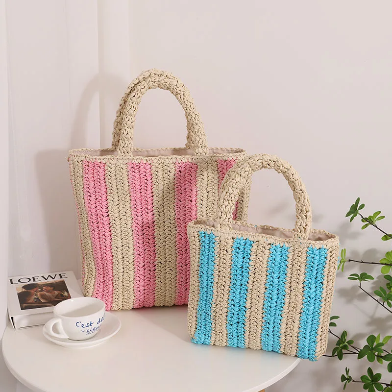 

New Arrival Handheld Woven Grass Bag with Color Blocking, Perfect for Beach and Holiday Time